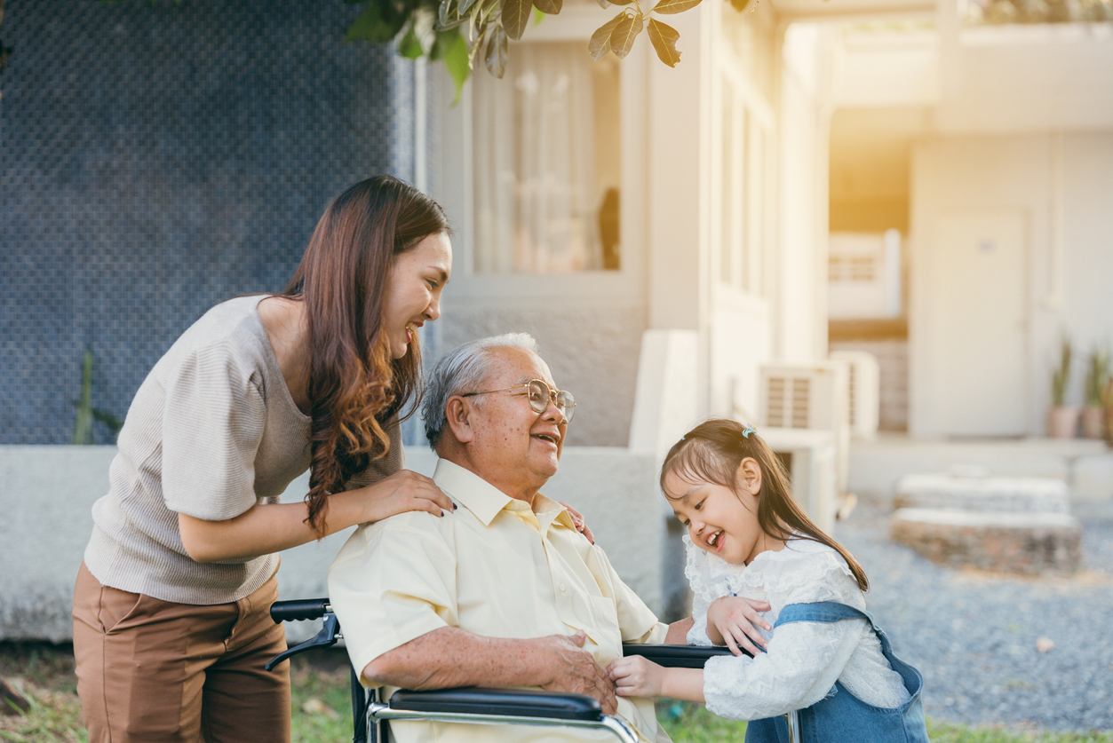 caregiver job responsibilities